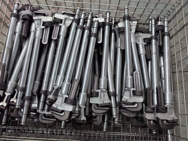 108mm Adjustable Pipe Wrench - 图片 2