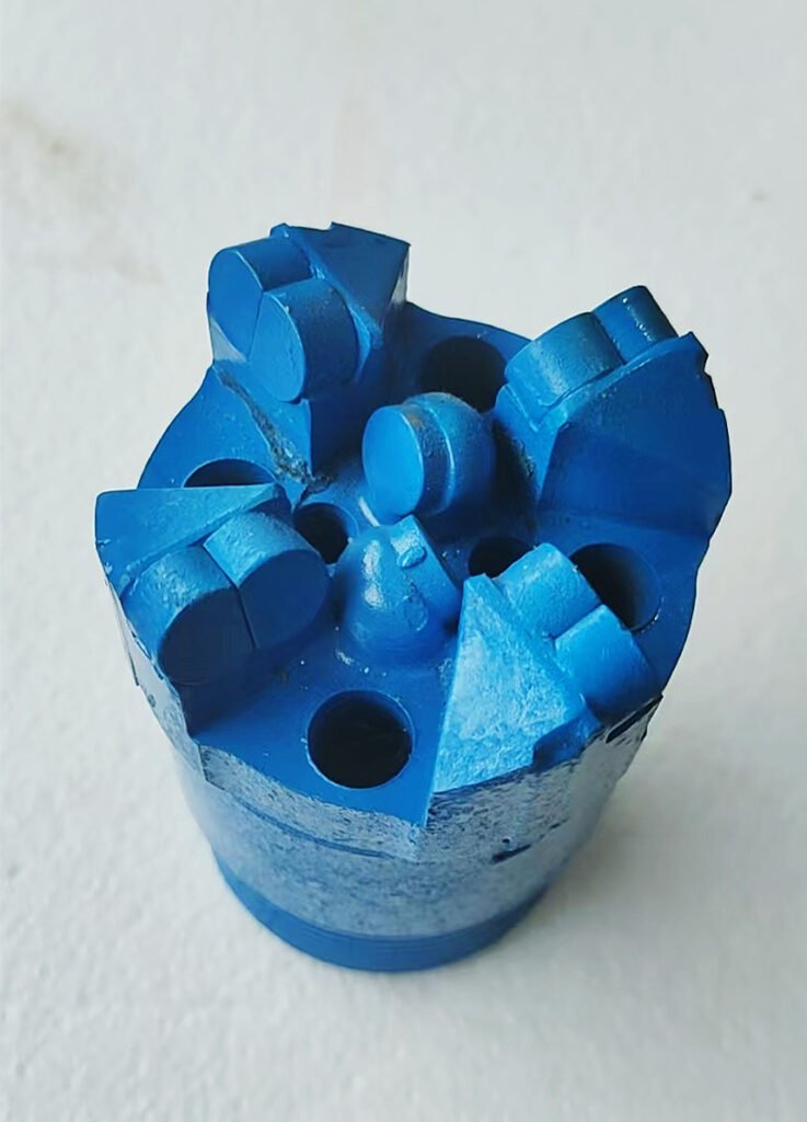 75四翼岩心管丝扣钻头 5 Что такое PDC Concave Bit?Новое слово в буровых технологиях